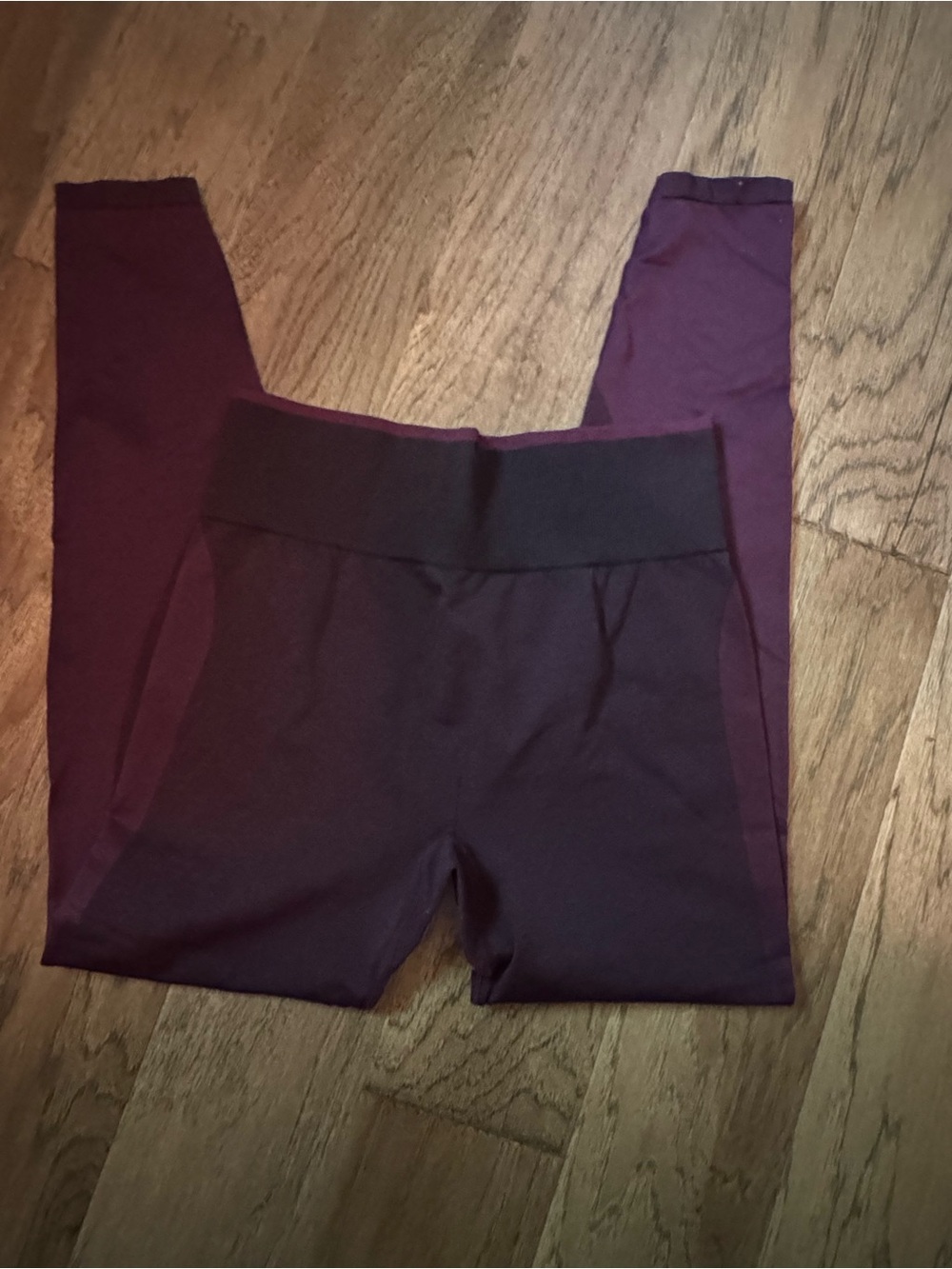 PINK Victoria's Secret Plum High-Waist Workout Leggings